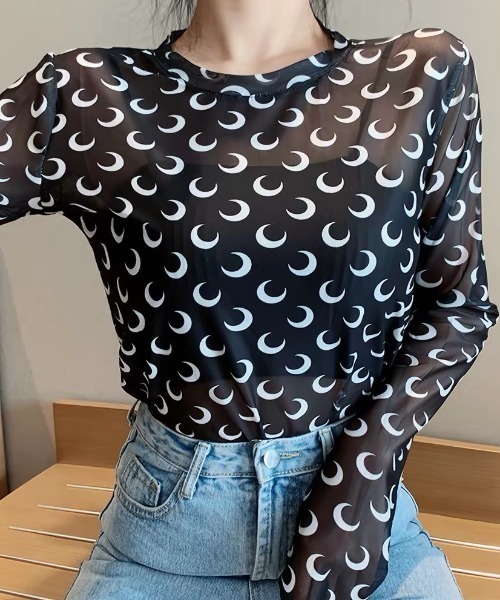 ampm(エーエムピーエム)の「シアートップス 月柄 ムーン柄 メッシュトップス シースルー チュールトップス(Tシャツ/カットソー・レディース・ホワイト/ブラック・FREE)」の2枚目の写真