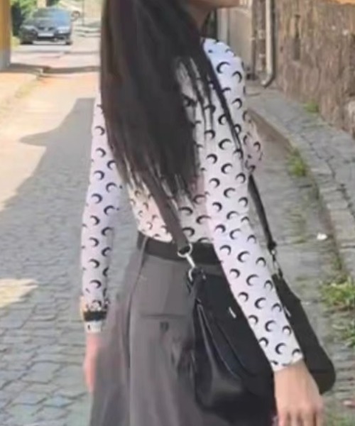 ampm(エーエムピーエム)の「シアートップス 月柄 ムーン柄 メッシュトップス シースルー チュールトップス(Tシャツ/カットソー・レディース・ホワイト/ブラック・FREE)」の21枚目の写真