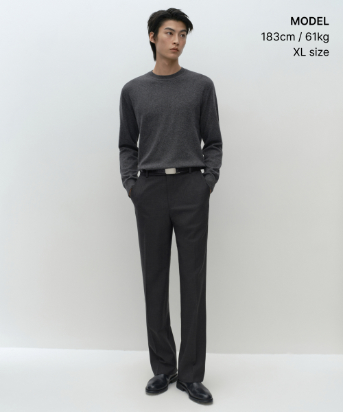 MUSINSA STANDARD（ムシンサスタンダード）の「[プラス] カシミヤ100 クルーネックニット [ミディアムグレー]（ニット/セーター・メンズ・その他・MEDIUM/LARGE/X-LARGE/2XL）」の2枚目の写真