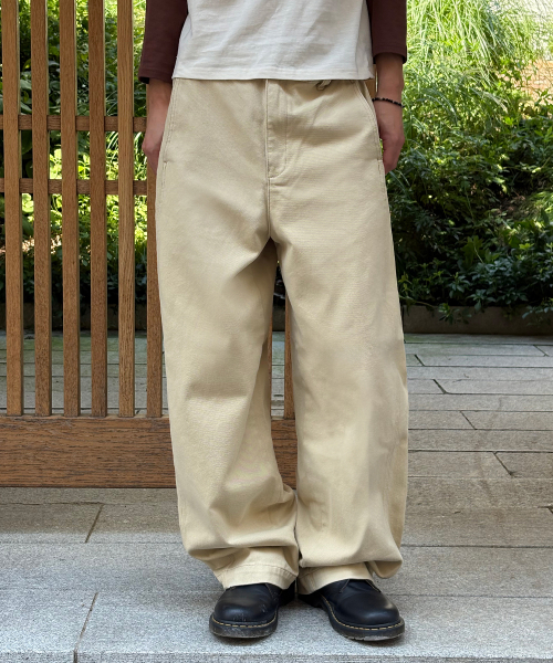 SIGNATURE（シグネチャ）の「バレルカーブドコットンパンツ[ベージュ]（その他パンツ・レディース・その他・SMALL/MEDIUM/LARGE/X-LARGE）」の4枚目の写真