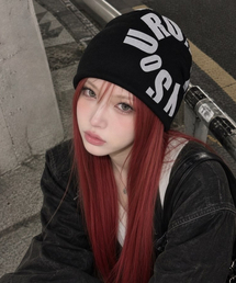 OURSAYSOUR（アワーセイアワー）の「OUR レタリングロゴ ビーニー ブラック（ニットキャップ/ビーニー）」