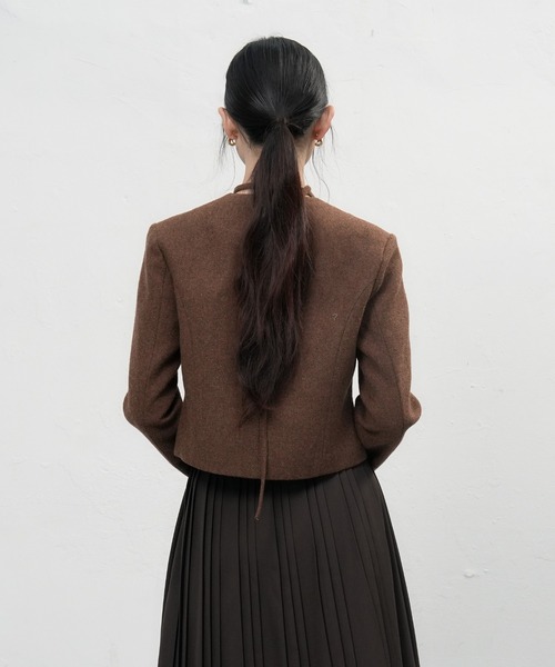 GENERAL IDEA(ジェネラルアイデア)の「【GENERAL IDEA】タイノーカラーウールブレンドジャケット / TIE COLLARLESS WOOL JACKET(ノーカラージャケット・レディース・ブラウン/グレー/ベージュ・M/L/S)」の18枚目の写真