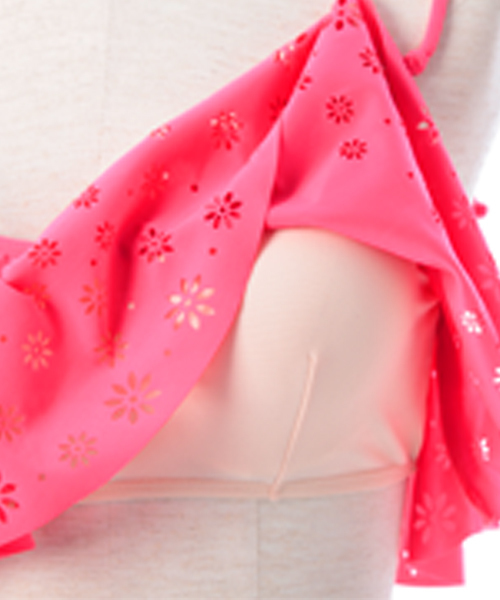 Luz Llena (philter)（ラズレナ　フィルター）の「[単品]バンドゥ・フレアキャミブラトップ/3Dビキニ/水着（水着・レディース・ピンク/その他1/ミント/イエロー/その他2/ブラック・MEDIUM/SMALL/LARGE）」の12枚目の写真