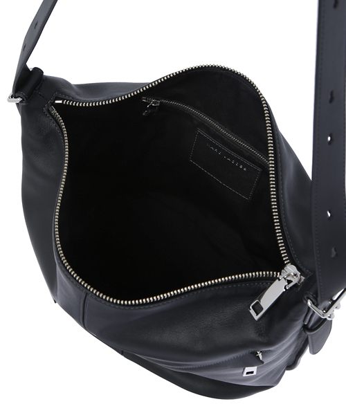 MARC JACOBS 3WAYバッグ ショルダー クロスボディ 関税送料込 MARC JACOBS（マークジェイコブス）の「THE SLING/ザ スリング