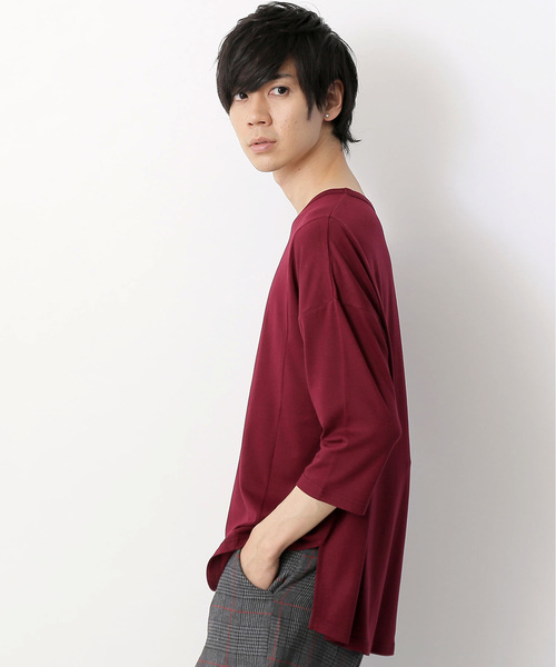 MONO-MART(モノマート)の「オーバーサイズドロップショルダー サイドスリット ヘムラインカットソー とろみカットソー/TRストレッチ(Tシャツ/カットソー・メンズ・ライトオリーブ/ピンク/オフホワイト/ブラック/グレー系その他/ブラウン系その他/ライトブルー/グレー系その他2/ネイビー/ライトイエロー/ベージュ/ブルー/ラベンダー/ワイン・FREE)」の14枚目の写真