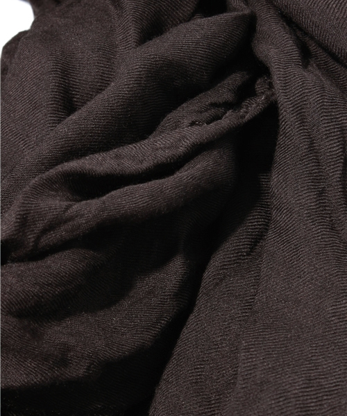 ESTNATION（エストネーション）の「Faliero Sarti ストール（ストール/ショール・メンズ・ブラック/ブラウン/ネイビー・FREE）」の5枚目の写真