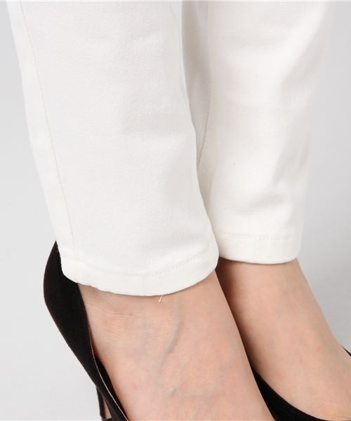 KOBE LETTUCE（コウベレタス）の「ストレッチフィットカラースキニーパンツ（その他パンツ・レディース・ネイビー/ボルドー/ブラック/キャメル/ブラウン/オフホワイト/ベージュ/レッド/グレー・LL/L/SS/M/S）」の12枚目の写真