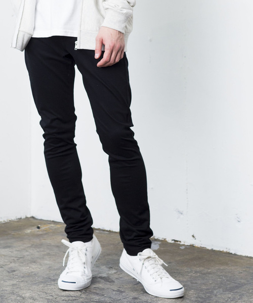 WEGO（ウィゴー）の「WEGO/ワンダーシェイプスキニーパンツ（チノパンツ・メンズ・ブラック/ベージュ/ワイン・SMALL/MEDIUM/LARGE）」の2枚目の写真