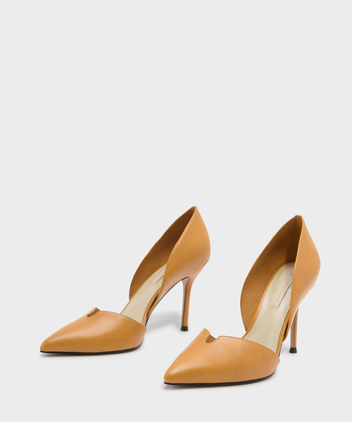 CHARLES & KEITH（チャールズ & キース）の「ポインテッドオルセースティレット / POINTED D'ORSAY STILETTOS（パンプス・レディース・ベージュ/ピンク/マスタード・22.5cm/23.5cm/23cm/24.5cm/25.5cm/25cm）」の7枚目の写真