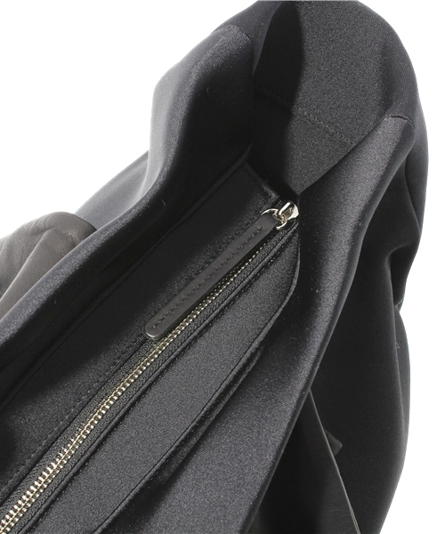 PAPILLONNER（パピヨネ）の「【Kawa-Kawa（カワカワ）】WET L（トートバッグ・レディース・ブラック・FREE）」の5枚目の写真