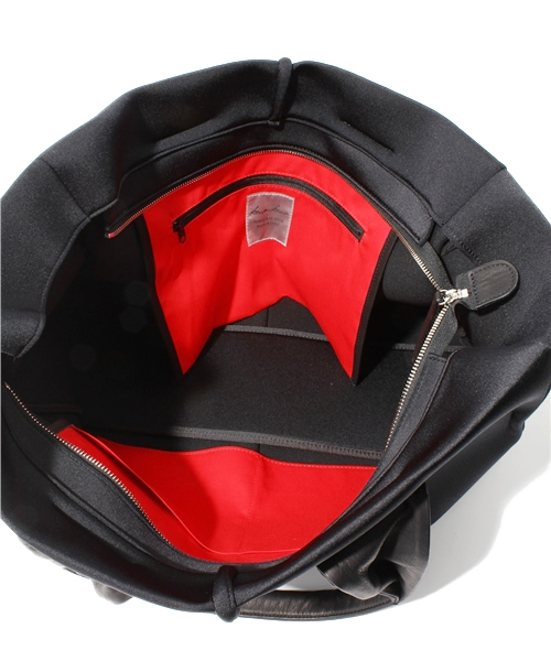 PAPILLONNER（パピヨネ）の「【Kawa-Kawa（カワカワ）】WET L（トートバッグ・レディース・ブラック・FREE）」の9枚目の写真