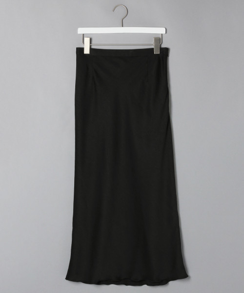 LOWRYS FARM(ローリーズファーム)の「マットサテンロングスカート 814885(スカート・レディース・ブラック/ネイビー/グレー・MEDIUM/LARGE)」の2枚目の写真