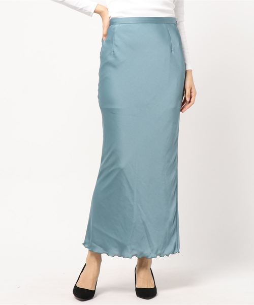 LOWRYS FARM(ローリーズファーム)の「マットサテンロングスカート 814885(スカート・レディース・ブラック/ネイビー/グレー・MEDIUM/LARGE)」の7枚目の写真