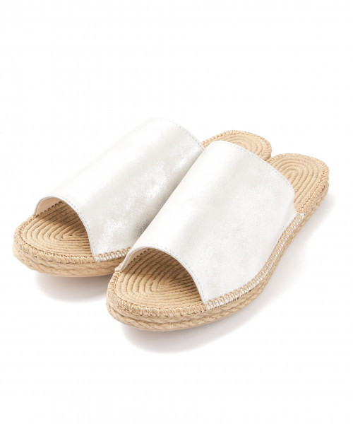 LOWRYS FARM（ローリーズファーム）の「スライドサンダル　819427（サンダル・レディース・ブラック/ブラウン/オフホワイト/シルバー/クリア/ブラウン系その他・MEDIUM/LARGE）」の5枚目の写真