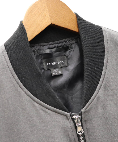 Confirm(コンファーム)の「Confirm / コンファーム カチオンリブブルゾン(MA-1・メンズ・ブラック/ベージュ/ネイビー/グレー・M/L)」の9枚目の写真
