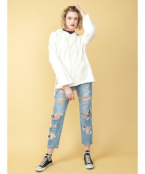 jouetie（ジュエティ）の「スリットBIGフーディー（パーカー・レディース・アイボリー/ブラック/レッド/ライトブルー・MEDIUM）」の18枚目の写真