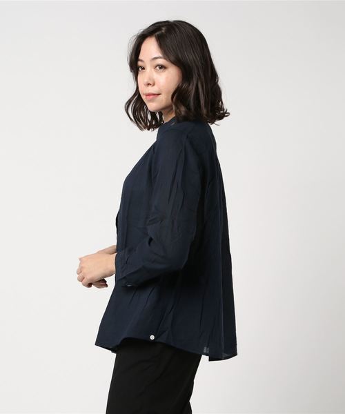 Samansa Mos2（サマンサ モスモス）の「ボイル長袖シャツ（シャツ/ブラウス・レディース・ネイビー/レッド/オフホワイト/グリーン・ﾌﾘ-）」の5枚目の写真