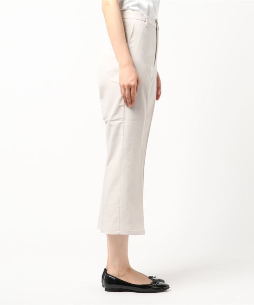 STYLEBLOCK(スタイルブロック)の「ツイルクロップドソフトベルボトムパンツ(その他パンツ・レディース・カーキ/ライトベージュ/ブラック/アイボリー・M)」の5枚目の写真