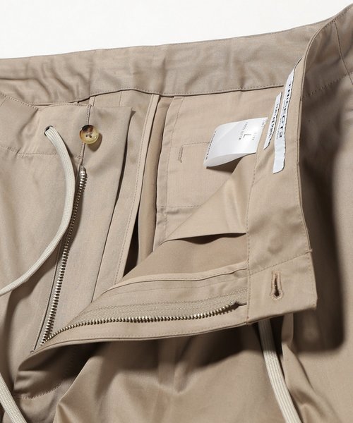 Journal Standard TRISECT(トライセクト)の「60/3 ギャバジン オーバーサイズ ツータック パンツ#(その他パンツ・メンズ・ベージュ・LARGE/MEDIUM/SMALL)」の13枚目の写真