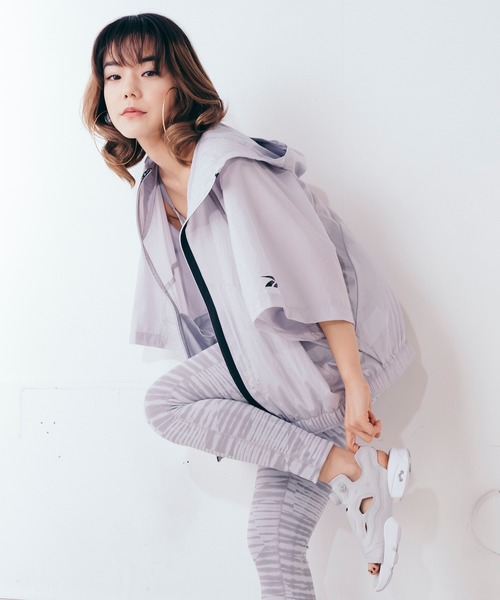 Reebok（リーボック）の「インスタポンプ フューリー サンダル / INSTAPUMP FURY SANDAL（サンダル・レディース・ブラック×ホワイト/ネイビー/グレー/ブルー系その他/オフホワイト・23.0cm/24.0cm/25.0cm/26.0cm/27.0cm/28.0cm）」の15枚目の写真