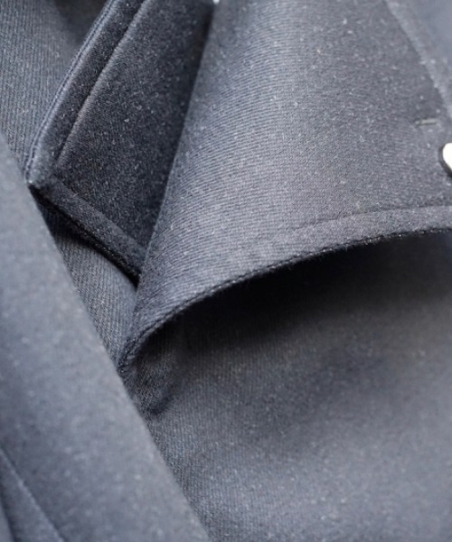 Milok(ミロック)の「MAXI TRENCH COAT(トレンチコート・メンズ・ネイビー・44/46)」の7枚目の写真
