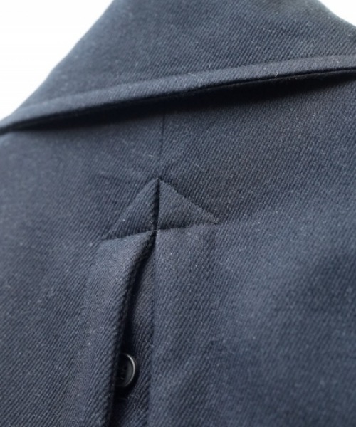 Milok(ミロック)の「MAXI TRENCH COAT(トレンチコート・メンズ・ネイビー・44/46)」の3枚目の写真