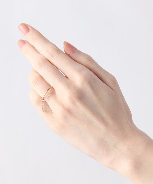 COCOSHNIK(ココシュニック)の「ダイヤモンド 甲丸×チェーン リング(リング・レディース・アイボリー系・14号/10号/12号)」の3枚目の写真