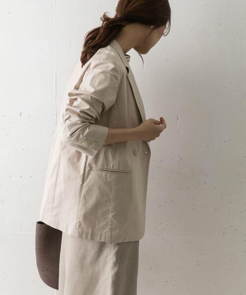 URBAN RESEARCH DOORS（アーバンリサーチドアーズ）の「コットンリネンストレッチWジャケット（その他アウター・レディース・ライトベージュ/チャコールグレー・ONE）」の4枚目の写真