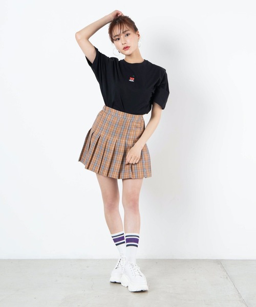 WEGO（ウィゴー）の「WEGO/チェリーワンポイントTシャツ（Tシャツ/カットソー・レディース・ブラック/ホワイト・LARGE/SMALL/MEDIUM）」の11枚目の写真