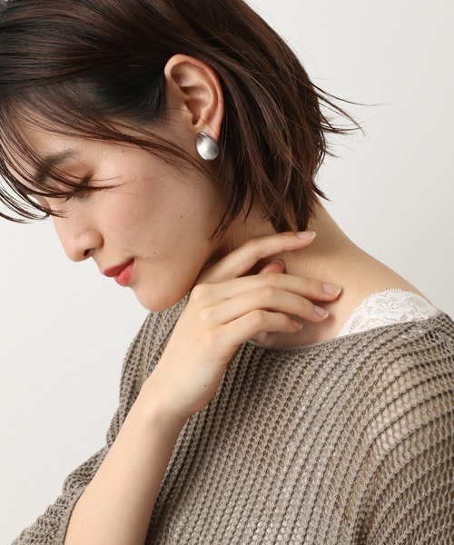 LEPSIM(レプシィム)の「スクエアレースインナー 888464(タンクトップ・レディース・ブラック/オフホワイト/ブルーグレー・LARGE/MEDIUM)」の12枚目の写真