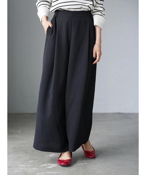 AMERICAN HOLIC(アメリカンホリック)の「センタータックリラックスワイドパンツ1 *(その他パンツ・レディース・ドット/ブラック/その他14・M/L)」の4枚目の写真