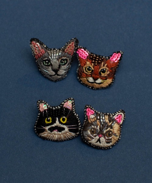 マミタス　猫ちゃんのブレスレットとピアスセット マミタス猫ちゃんのブレスレットとピアスセット
