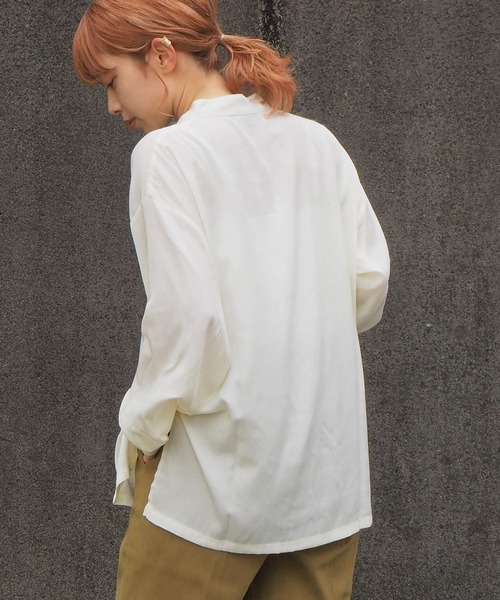 tiptop(ティップトップ)の「チャイナロングスリーブBIGシャツ(シャツ/ブラウス・レディース・オフホワイト/ブラック/ベージュ・FREE)」の6枚目の写真