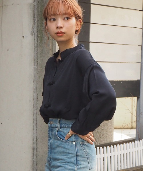 tiptop(ティップトップ)の「チャイナロングスリーブBIGシャツ(シャツ/ブラウス・レディース・オフホワイト/ブラック/ベージュ・FREE)」の9枚目の写真