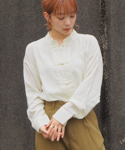 tiptop(ティップトップ)の「チャイナロングスリーブBIGシャツ(シャツ/ブラウス・レディース・オフホワイト/ブラック/ベージュ・FREE)」の15枚目の写真