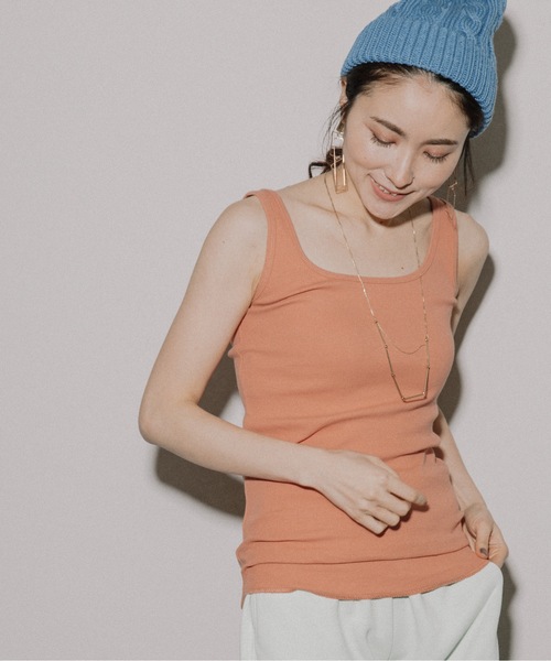 eversince（エバーシンス）の「【ペールトーン】スクエアネック・リブタンクトップ（タンクトップ・レディース・ブラック/グリーン/グレイッシュベージュ/アイボリー/オフホワイト/ピンク・M/L）」の6枚目の写真
