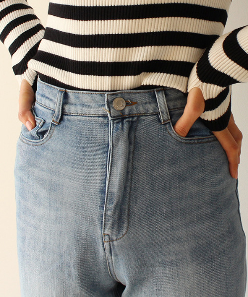 MODE ROBE（モードローブ）の「ストレートデニムパンツ（デニムパンツ・レディース・ブルー/ライトグレー/ホワイト/ライトブルー・M/S）」の6枚目の写真