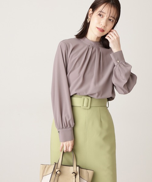 N.（N. Natural Beauty Basic）（エヌエヌナチュラルビューティーベーシック）の「◆フハクキリカエバックシャーリングブラウス（シャツ/ブラウス・レディース・ネイビー/アイボリー/モカ・MEDIUM）」の3枚目の写真