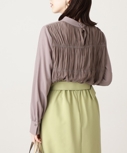 N.（N. Natural Beauty Basic）（エヌエヌナチュラルビューティーベーシック）の「◆フハクキリカエバックシャーリングブラウス（シャツ/ブラウス・レディース・ネイビー/アイボリー/モカ・MEDIUM）」の14枚目の写真