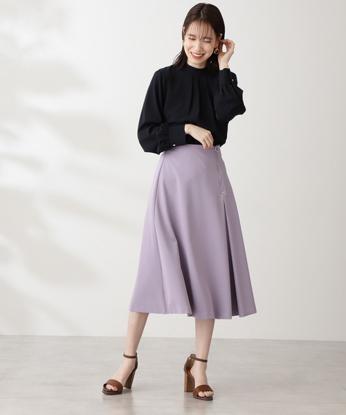 N.（N. Natural Beauty Basic）（エヌエヌナチュラルビューティーベーシック）の「◆フハクキリカエバックシャーリングブラウス（シャツ/ブラウス・レディース・ネイビー/アイボリー/モカ・MEDIUM）」の6枚目の写真