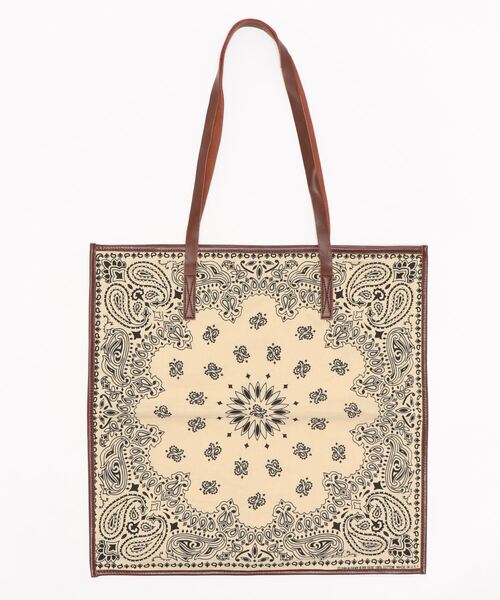 HAV-A-HANK(ハバハンク )の「【HAV-A-HANK】Bandanna スクエアーショルダー(トートバッグ・メンズ・ネイビー/ホワイト/レッド・FREE)」の2枚目の写真