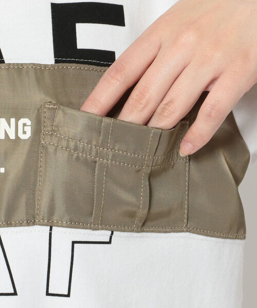 AVIREX(アヴィレックス)の「プリントコンビミリタリープルオーバー/ PRINT COMBI MILITARY PULLOVER(Tシャツ/カットソー・レディース・オフホワイト/ブルー/マスタード・FREE)」の19枚目の写真