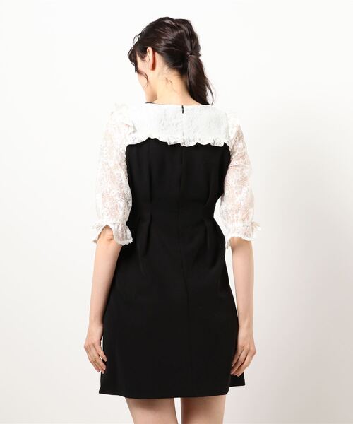 LODISPOTTO(ロディスポット)の「スクエアフリルAラインワンピース(ワンピース・レディース・ブラック/ピンクベージュ・MEDIUM)」の4枚目の写真
