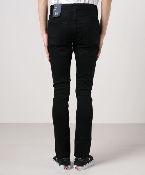 GAP（ギャップ）の「スキニーデニム　--（デニムパンツ・メンズ・ブラック・28W 30L/28W 32L/29W 32L/30W 30L/31W 30L/32W 30L/32W 32L/36W 30L/33W 30L/29W 30L/34W 30L/33W 32L/30W 32L）」の3枚目の写真
