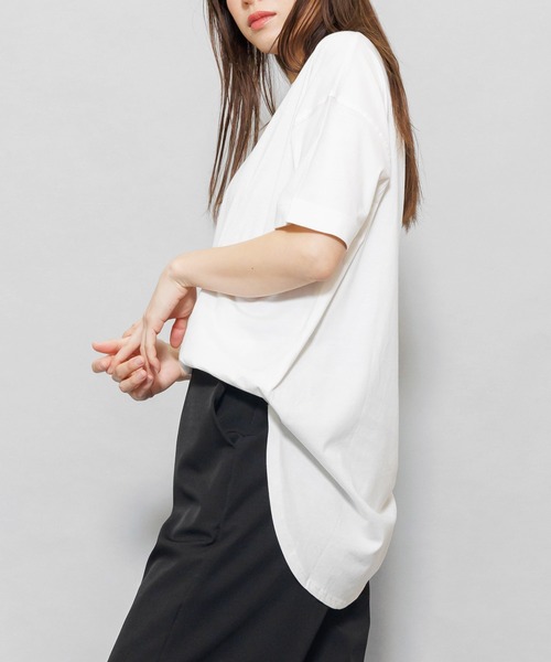 mili an deni(ミリアンデニ)の「プチハイネック綿100%半袖裾ラウンドTシャツ(Tシャツ/カットソー・レディース・ベージュ/ブラック/チャコールグレー/オフホワイト/アッシュグレー/杢グレー・L/M)」の7枚目の写真