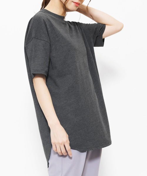 mili an deni(ミリアンデニ)の「プチハイネック綿100%半袖裾ラウンドTシャツ(Tシャツ/カットソー・レディース・ベージュ/ブラック/チャコールグレー/オフホワイト/アッシュグレー/杢グレー・L/M)」の11枚目の写真