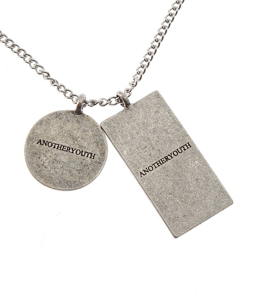 ANOTHERYOUTH(アナザーユース)の「【ANOTHERYOUTH/アナザーユース】2 pendant necklace(ネックレス・メンズ・シルバー系その他・FREE)」の4枚目の写真
