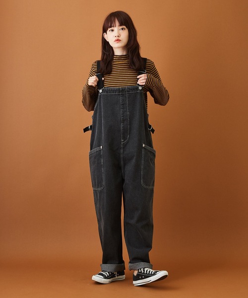 CUBE SUGAR（キューブシュガー）の「デニム サロペットパンツ（サロペット/オーバーオール・レディース・ブラック/インディゴブルー・M）」の6枚目の写真