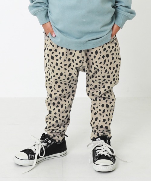 devirock（デビロック）の「プリント サルエル スウェットパンツ（ゆったり）（スウェットパンツ・キッズ・ライトブラウン/グレー/グレー系その他/ベージュ/ブラック/ブラウン/ブラウン系その他/ブラック系その他/モカ/カーキ/ダークベージュ・80ｃｍ/110cm/130cm/120cm/100cm/140cm/150cm/90cm/160cm）」の14枚目の写真