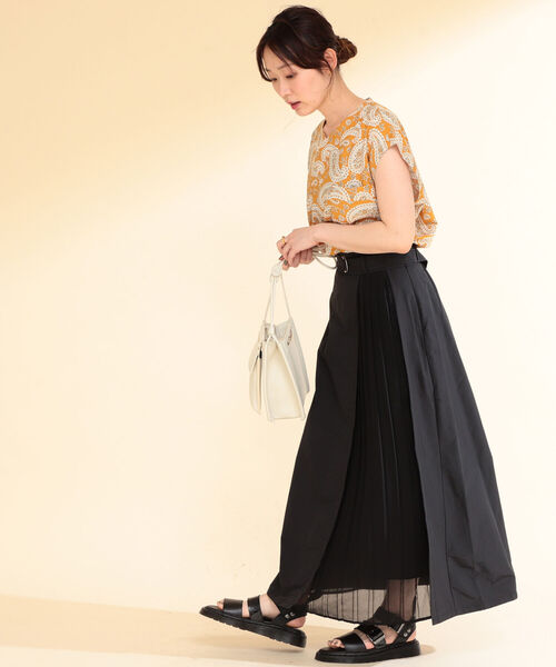 Ray BEAMS(レイビームス)の「Ray BEAMS / プリーツ キリカエ ラップ スカート▲(スカート・レディース・ブラック/ベージュ・1/0)」の7枚目の写真